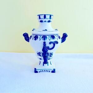 Vintage Gzehl Blue White Hand-Painted Porcelain Decorative Samovar Tea Pot, Sign